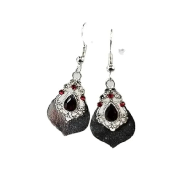 Royal Shield Women’s Small Delicate Earring Set2 - Picture 2 of 6